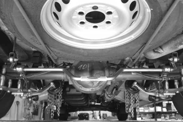 Roadmaster sway bar shown on a 2500 Sprinter