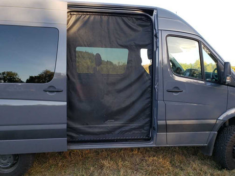 Sprinter Insect Screen with Magnetic Sealed Opening